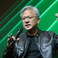 S&P500とナスダックが下落する中、エヌビディア株が上昇続けるワケ