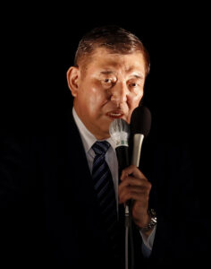 自公過半数割れの危機:退陣の条件と今後の展望