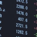 ストップ高銘柄を追え！12月24日の東証プライム市場まとめ