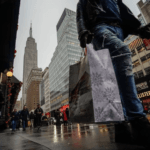 米経済の現状:物価上昇2.7%の影響と今後の展望