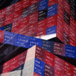 東京市場動向分析:ドル円152円台の背景とは