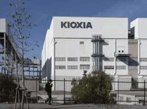 キオクシア上場と国産半導体の未来：逆風の中の挑戦