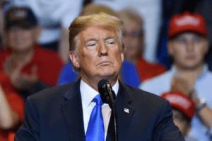 トランプのSNS戦略失敗か？TRUMPトークン急落の真相