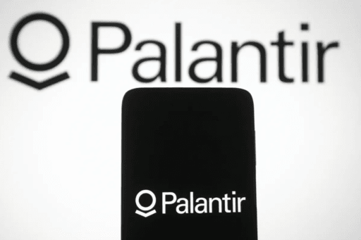 585％上昇したPLTR株：投資家が知っておくべき次の動向