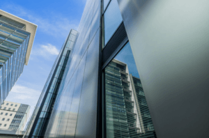 早まった値上げ：1万品目突破の背景と消費者への影響