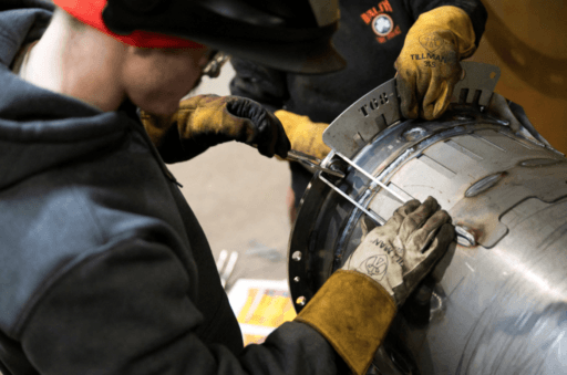 トランプ関税が企業経営に与える影響とその対策