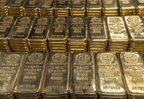 金現物価格、再び3000ドル突破！その背景に迫る