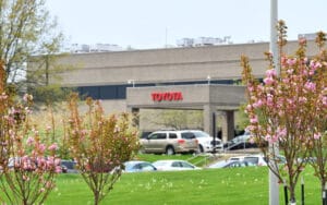 トヨタ、125億円の追加投資!米国でのHV駆動系部品生産拡大の狙いとは?