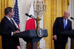首相とトランプ氏の電話会談調整：新たな閣僚会議設置の意義
