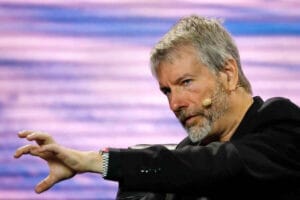 【朗報】パキスタンがビットコインに本気や！セイラー氏も参戦したで