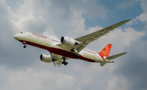 最新ボーイング墜落事故の詳細と影響