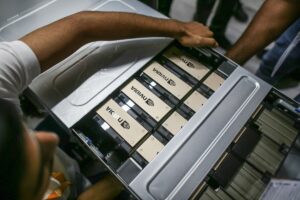 マレーシアが出口を塞ぐ!米エヌビディアの半導体、何処へ行ったんやwww