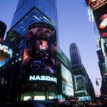 ナスダックが圧倒的勝利!2025年の新規IPO市場の動向