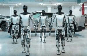 テスラ工場で暴走したロボット、またもや従業員に襲撃か？ま？これはアカンやろ！