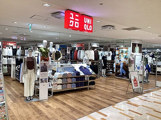 【朗報】ユニクロボトムス爆売れ中やんけ!その理由は?