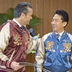 小泉進次郎が贈る!米国防長官とのお揃いスカジャン物語