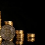 【朗報】ビットコイン2カ月ぶり高値到達！これからどうなるんや？