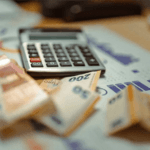 冬のボーナスを賢く使う！資産1億未満のための投資戦略